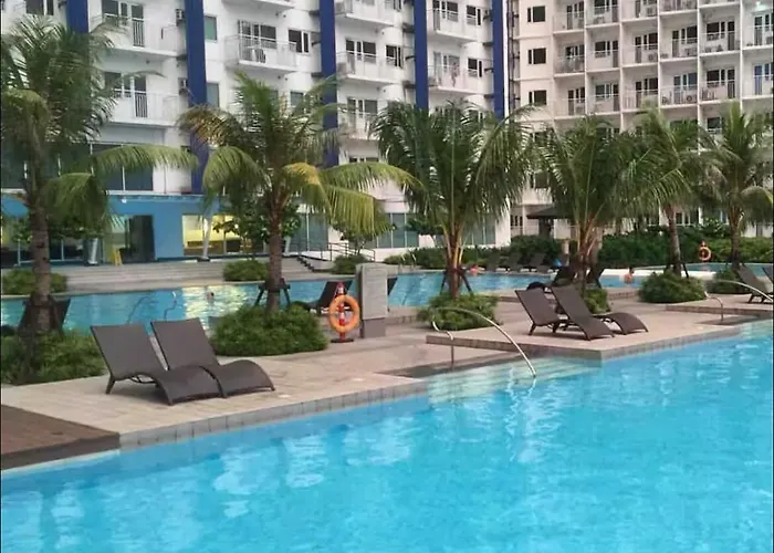 Apartment Stylish Makati 2br With Ktv And Awesome Pools! *