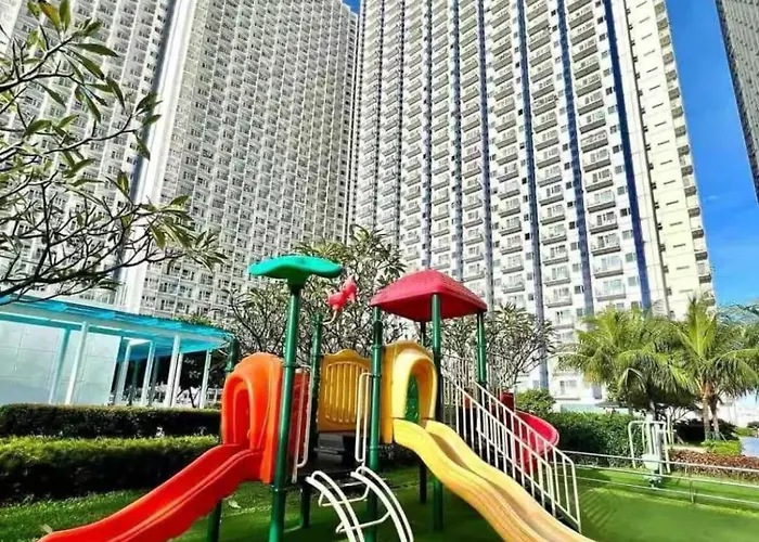 Apartment Stylish Makati 2br With Ktv And Awesome Pools! Manila