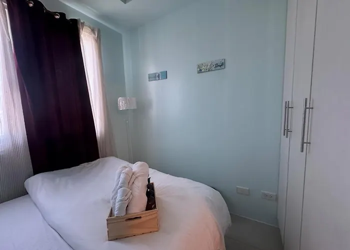 Stylish Makati 2br With Ktv And Awesome Pools! Apartment Manila